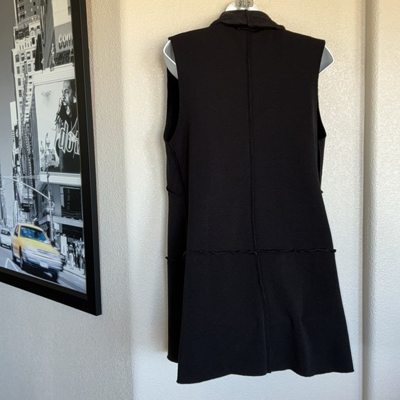 ANTHROPOLOGIE reversible black vest, plush or faux suede. M - Picture 9 of 17